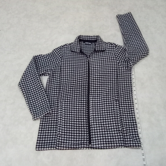 LANDS END Black and White Houndstooth Pattern Extra Soft Zip Close Jacket - Picture 4 of 11